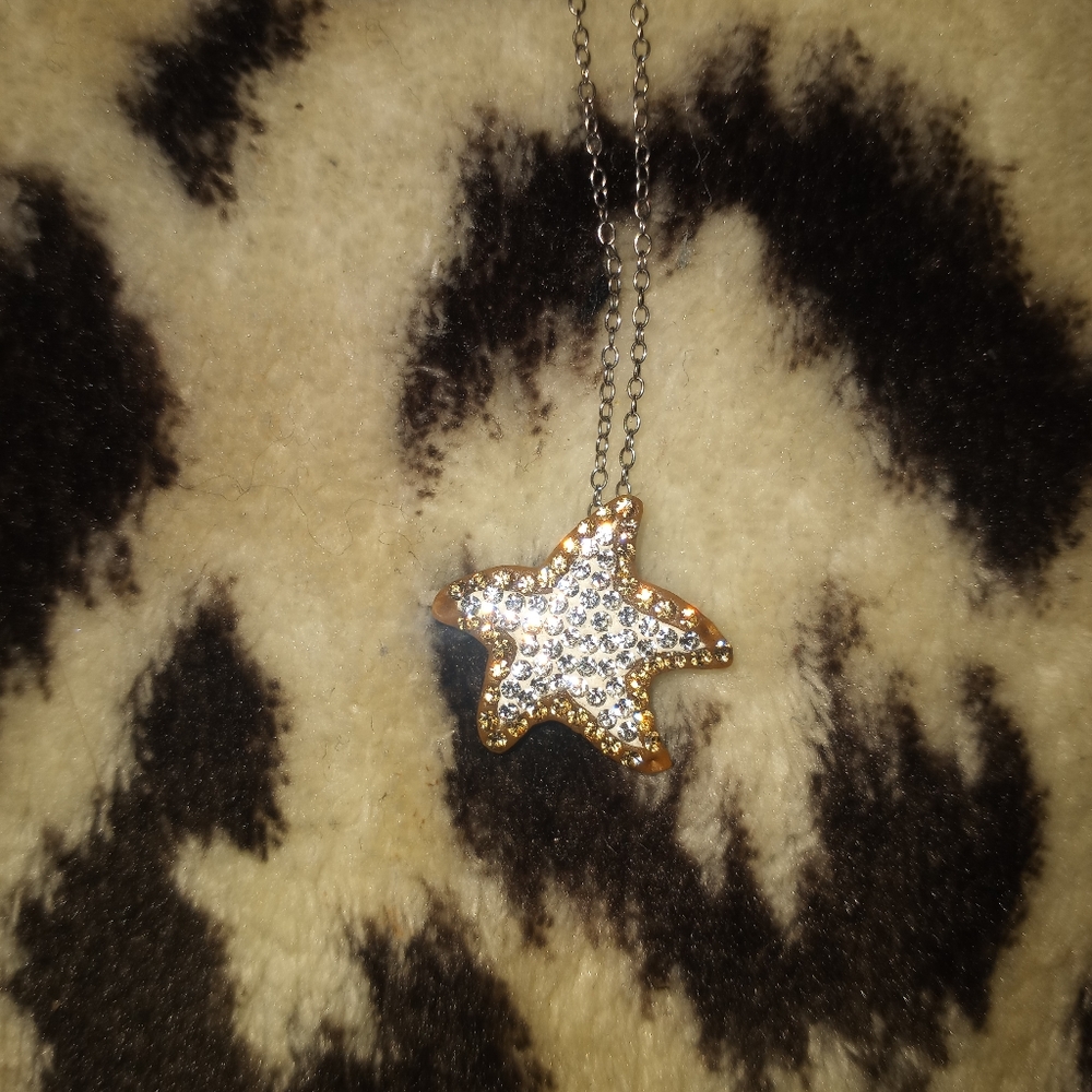 NWT SILVER RHINESTONE STARFISH NAUTICAL OCEAN SPARKLY NECKLACE - Picture 1 of 8